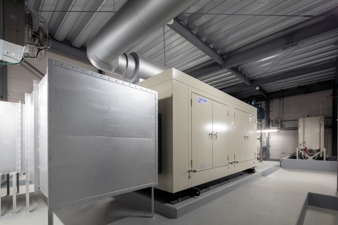 大規模非常用発電機