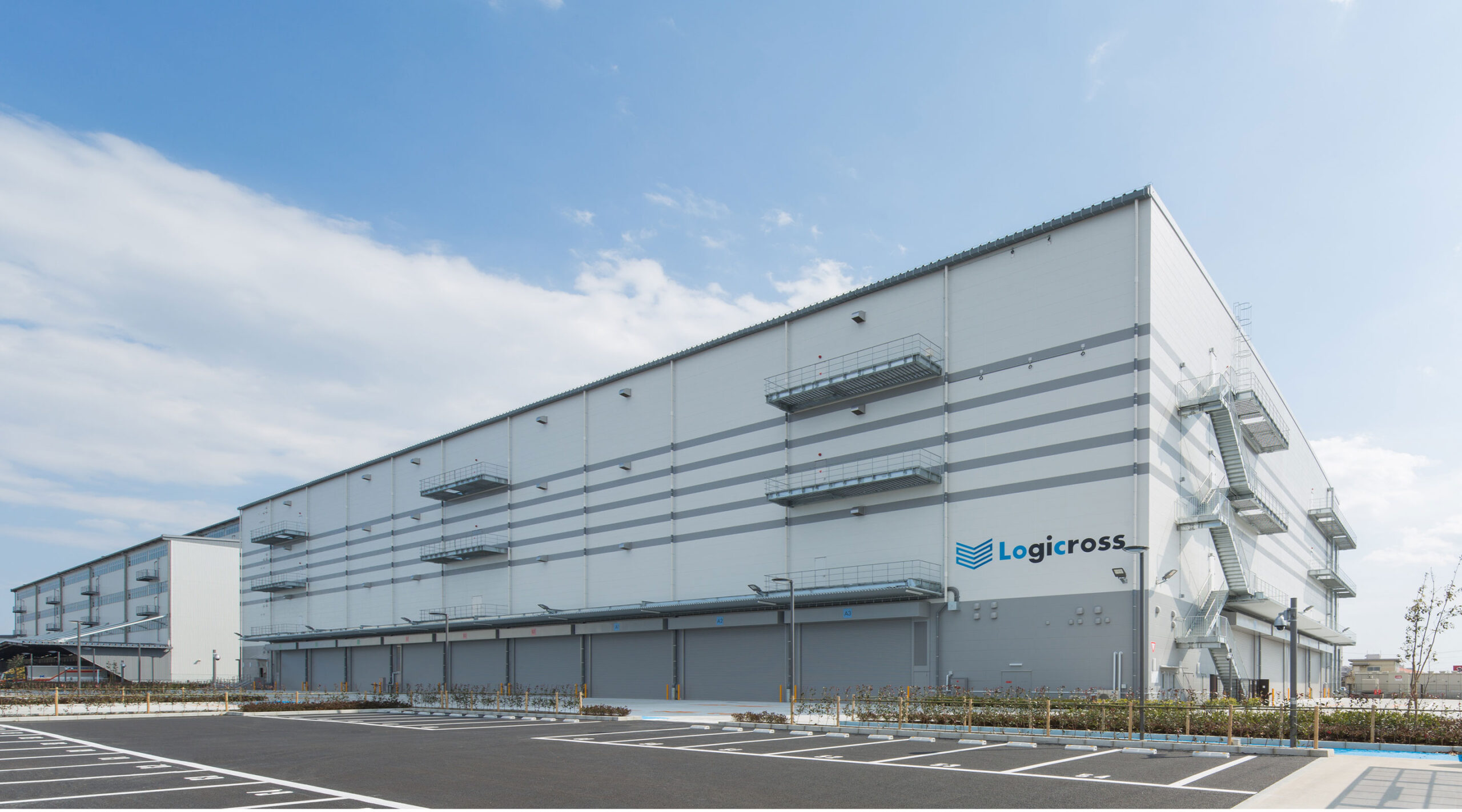 ロジクロス厚木